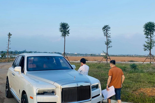 Dàn siêu xe trăm tỷ của ông chủ chuỗi cầm đồ F88 - Hình 3 Dan sieu xe tram ty cua ong chu chuoi cam do F88-Hinh-3