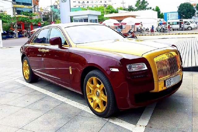 Rolls-Royce Ghost mạ vàng của ông Trịnh Văn Quyết đã có đại gia mua - Hình 8 Rolls-Royce Ghost ma vang cua ong Trinh Van Quyet da co dai gia mua-Hinh-8