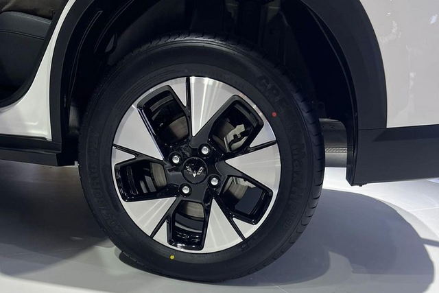 Wuling Alvez 2023 từ 330 triệu đồng, sẵn sàng đấu Honda HR-V - Hình 6 Wuling Alvez 2023 tu 330 trieu dong, san sang dau Honda HR-V-Hinh-6