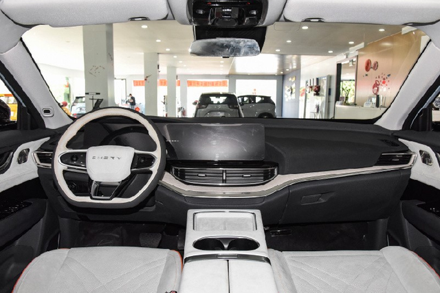 Chery eQ7 - SUV điện Trung Quốc chỉ từ 419 triệu đồng - Hình 6 Chery eQ7 - SUV dien Trung Quoc chi tu 419 trieu dong-Hinh-6