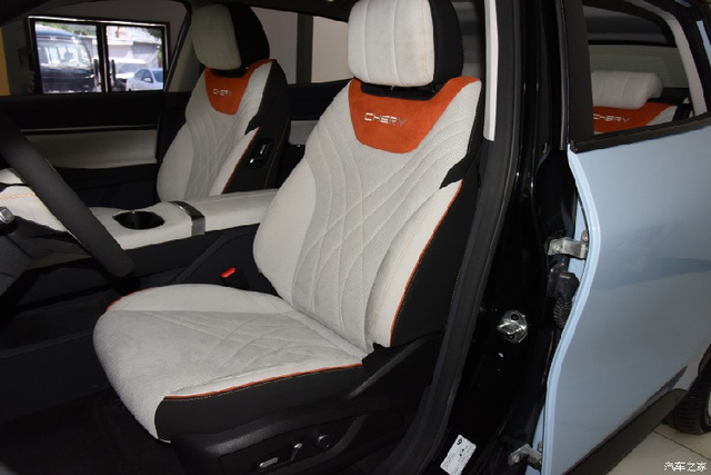 Chery eQ7 - SUV điện Trung Quốc chỉ từ 419 triệu đồng - Hình 7 Chery eQ7 - SUV dien Trung Quoc chi tu 419 trieu dong-Hinh-7