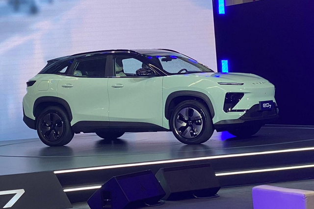 Chery eQ7 - SUV điện Trung Quốc chỉ từ 419 triệu đồng Chery eQ7 - SUV dien Trung Quoc chi tu 419 trieu dong