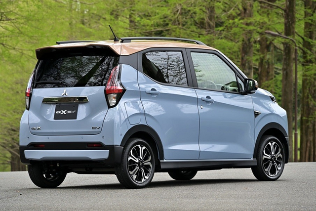 Cận cảnh xe điện 'bao diêm' Mitsubishi eK Cross EV - Hình 7 Can canh xe dien 'bao diem' Mitsubishi eK Cross EV-Hinh-7