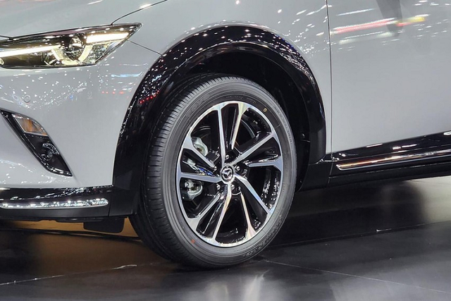 Mazda CX-3 2024 chỉ từ 521 triệu đồng tại Thái Lan, sắp về Việt Nam - Hình 2 Mazda CX-3 2024 chi tu 521 trieu dong tai Thai Lan, sap ve Viet Nam-Hinh-2