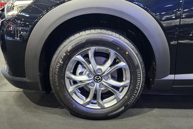 Mazda CX-3 2024 chỉ từ 521 triệu đồng tại Thái Lan, sắp về Việt Nam - Hình 3 Mazda CX-3 2024 chi tu 521 trieu dong tai Thai Lan, sap ve Viet Nam-Hinh-3