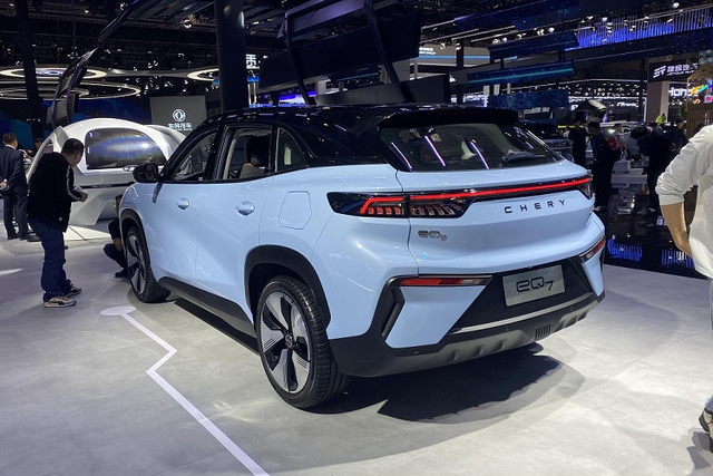 SUV chạy điện Chery eQ7 2023 chưa đến 700 triệu đồng - Hình 13 SUV chay dien Chery eQ7 2023 chua den 700 trieu dong-Hinh-13