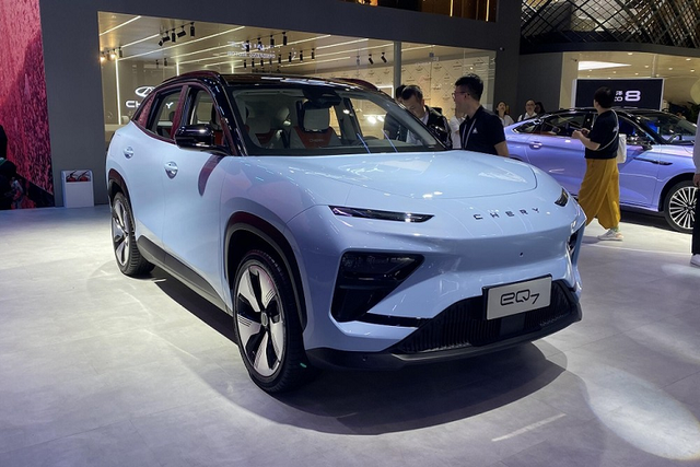 SUV chạy điện Chery eQ7 2023 chưa đến 700 triệu đồng - Hình 3 SUV chay dien Chery eQ7 2023 chua den 700 trieu dong-Hinh-3