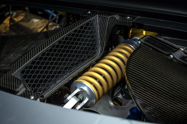 Cận cảnh Mercedes-AMG ONE hơn 66 tỷ - Hình 5 Can canh Mercedes-AMG ONE hon 66 ty-Hinh-5