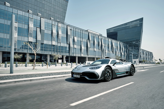 Cận cảnh Mercedes-AMG ONE hơn 66 tỷ - Hình 11 Can canh Mercedes-AMG ONE hon 66 ty-Hinh-11
