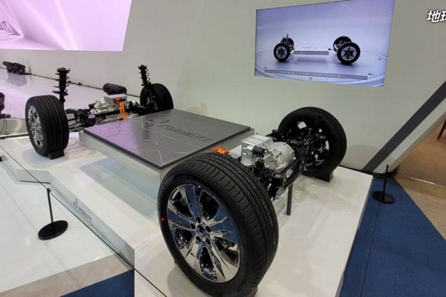 SUV chạy điện của SsangYong chỉ 550 triệu đồng - Hình 3 SUV chay dien cua SsangYong chi 550 trieu dong-Hinh-3