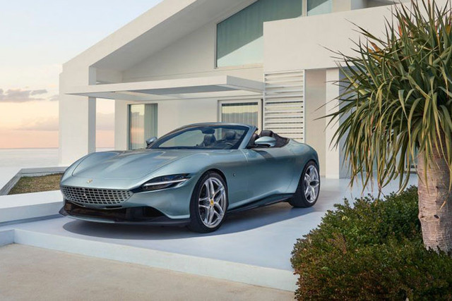 Ferrari Roma Spider 2024 mui trần mềm từ 280.000 USD có gì hay? Ferrari Roma Spider 2024 mui tran mem tu 280.000 USD co gi hay?