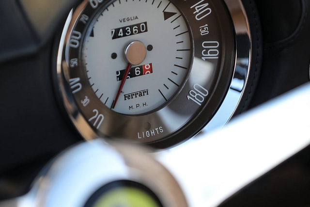 Ferrari 250 GT SWB California được mua giá 427 tỷ đồng - Hình 7 Ferrari 250 GT SWB California duoc mua gia 427 ty dong-Hinh-7