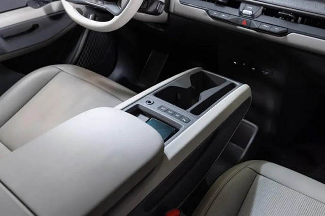 Kia EV9 2024 cỡ lớn giá bán cao nhất 73.000 USD - Hình 6 Kia EV9 2024 co lon gia ban cao nhat 73.000 USD-Hinh-6