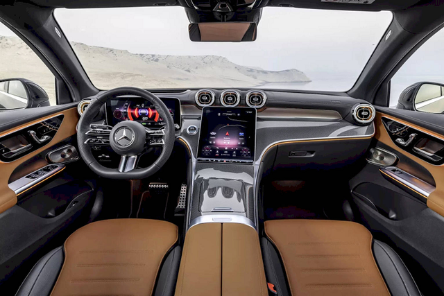 Mercedes GLC Coupe 2023 thế hệ mới có gì đặc biệt? - Hình 3 Mercedes GLC Coupe 2023 the he moi co gi dac biet?-Hinh-3