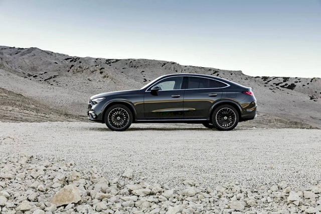 Mercedes GLC Coupe 2023 thế hệ mới có gì đặc biệt? - Hình 2 Mercedes GLC Coupe 2023 the he moi co gi dac biet?-Hinh-2