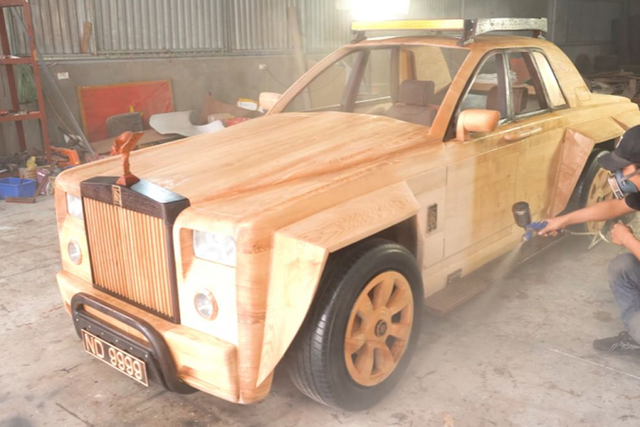Thú vị Rolls-Royce Phantom độc lạ tại Việt Nam - Hình 2 Thu vi Rolls-Royce Phantom doc la tai Viet Nam-Hinh-2