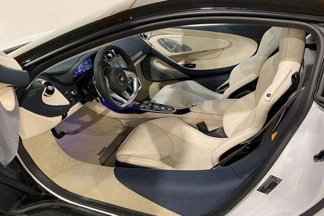 Đi xem McLaren GT hơn 20 tỷ đồng của thiếu gia 9X miền Tây - Hình 7 Di xem McLaren GT hon 20 ty dong cua thieu gia 9X mien Tay-Hinh-7