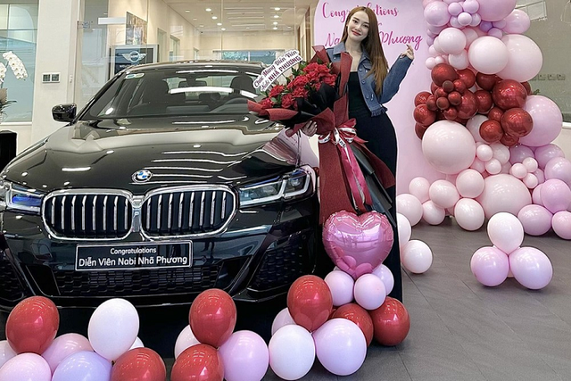 Trường Giang chi hơn 3 tỷ mua BMW 520i M Sport tặng vợ - Hình 2 Truong Giang chi hon 3 ty mua BMW 520i M Sport tang vo-Hinh-2