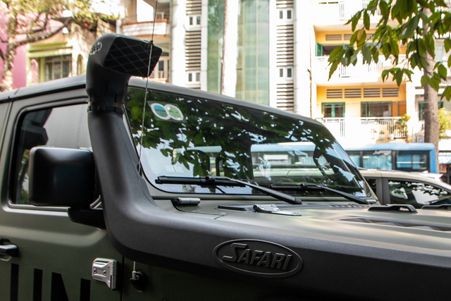 Qua Vũ khoe lái Jeep Gladiator từ Đắk Lắk về Sài Gòn không mệt - Hình 4 Qua Vu khoe lai Jeep Gladiator tu Dak Lak ve Sai Gon khong met-Hinh-4