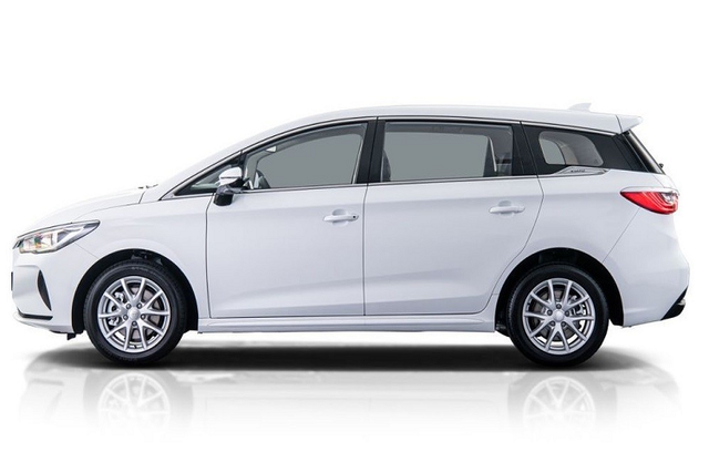 "Soi" MPV thuần điện BYD e6 2023 từ 784 triệu đồng Đông Nam Á - Hình 2 Theo đó, giá xe BYD e6 2023 sẽ có mức khởi điểm từ 1.135.900 Baht (khoảng 784 triệu đồng) tại thị trường Thái Lan. Giá bán này đã được áp dụng trợ giá của chính phủ Thái Lan dành cho ô tô điện và chương trình ưu đãi từ chính nhà phân phối Rever Automotive.