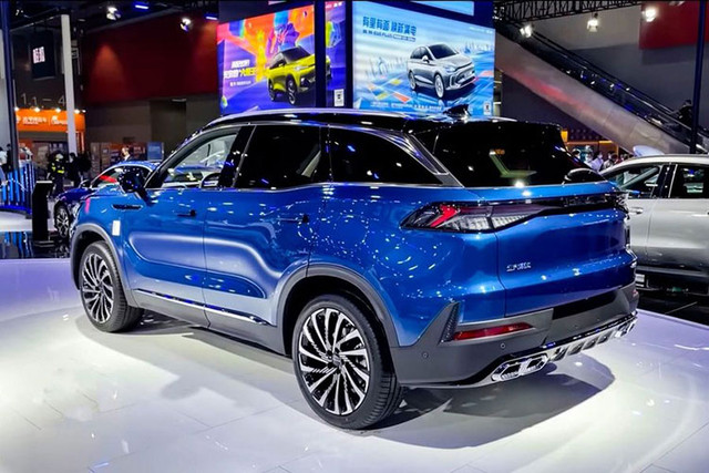 Beijing X7 2023 giá cực rẻ chỉ từ từ 410 triệu đồng - Hình 6 Beijing X7 2023 gia cuc re chi tu tu 410 trieu dong-Hinh-6