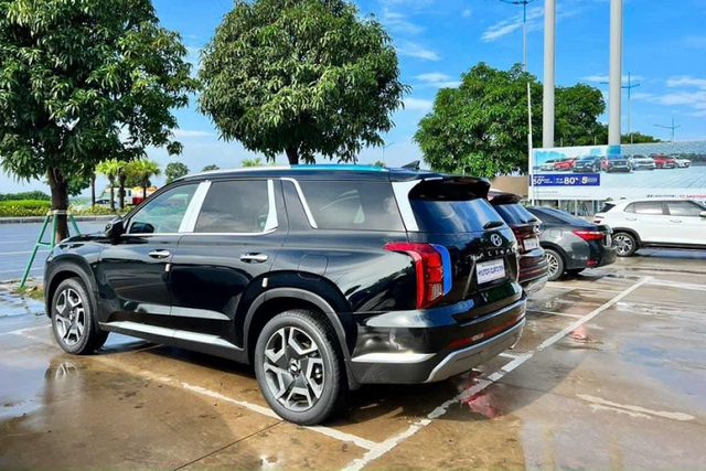 Chi tiết Hyundai Palisade 2024 từ hơn 1,4 tỷ đồng - Hình 6 Chi tiet Hyundai Palisade 2024 tu hon 1,4 ty dong-Hinh-6