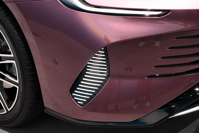 BYD Destroyer 07 uống xăng 3,9 lít/100km chỉ gần 700 triệu - Hình 5 BYD Destroyer 07 uong xang 3,9 lit/100km chi gan 700 trieu-Hinh-5