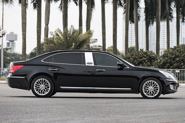 Hyundai Equus Limousine 2010 rao bán 1,4 tỷ đồng - Hình 3 Hyundai Equus Limousine 2010 rao ban 1,4 ty dong-Hinh-3