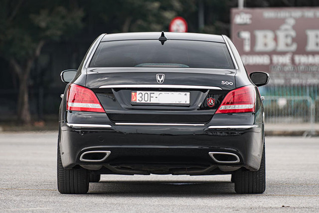Hyundai Equus Limousine 2010 rao bán 1,4 tỷ đồng - Hình 10 Hyundai Equus Limousine 2010 rao ban 1,4 ty dong-Hinh-10