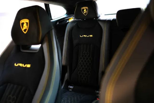Giá SUV Lamborghini Urus ra sao sau khi đã bị dừng sản xuất? - Hình 8 Gia SUV Lamborghini Urus ra sao sau khi da bi dung san xuat?-Hinh-8
