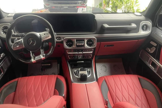 Cận cảnh chiếc Mercedes-AMG G63 của ca sĩ Tuấn Hưng được rao bán hơn 12 tỷ - Hình 6 Can canh chiec Mercedes-AMG G63 cua ca si Tuan Hung duoc rao ban hon 12 ty-Hinh-6