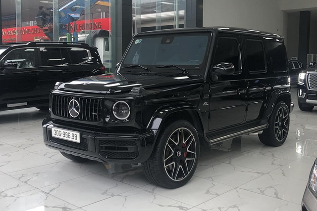 Cận cảnh chiếc Mercedes-AMG G63 của ca sĩ Tuấn Hưng được rao bán hơn 12 tỷ Can canh chiec Mercedes-AMG G63 cua ca si Tuan Hung duoc rao ban hon 12 ty