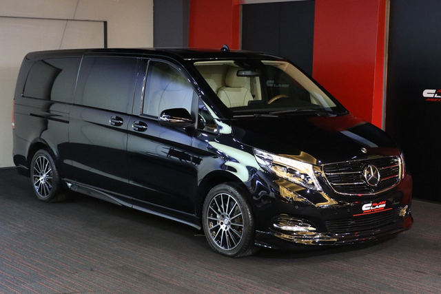 Cận cảnh cuộc sống sang chảnh với tình trẻ của Lệ Quyên - Hình 14 Can canh cuoc song sang chanh voi tinh tre cua Le Quyen-Hinh-14