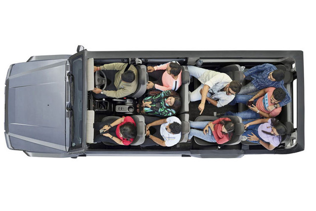 Force Citiline - SUV 10 chỗ như xe sang Mercedes G-Class chỉ 432 triệu đồng - Hình 5 Force Citiline - SUV 10 cho nhu xe sang Mercedes G-Class chi 432 trieu dong-Hinh-5