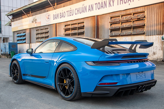 Cường Đô la cầm lái Porsche 911 GT3 992 hơn 16 tỷ "phượt" Asean - Hình 6 Cuong Do la cam lai Porsche 911 GT3 992 hon 16 ty