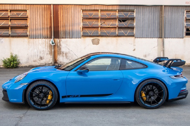 Cường Đô la cầm lái Porsche 911 GT3 992 hơn 16 tỷ "phượt" Asean - Hình 5 Cuong Do la cam lai Porsche 911 GT3 992 hon 16 ty