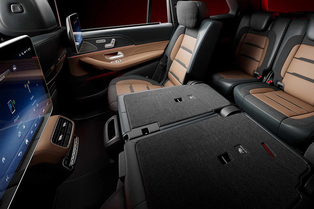 GLS 2024 - chiếc SUV 7 chỗ hoàn hảo nhất của Mercedes-Benz - Hình 12 GLS 2024 - chiec SUV 7 cho hoan hao nhat cua Mercedes-Benz-Hinh-12