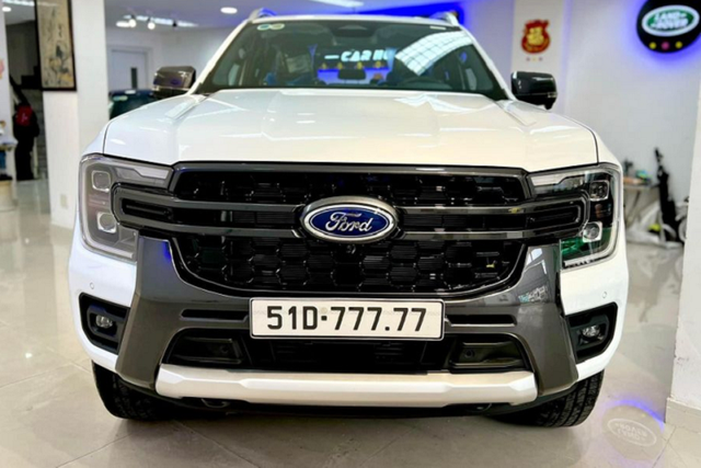 Ford Ranger biển ngũ quý 7 được rao bán 2,4 tỷ ở TP HCM Ford Ranger bien ngu quy 7 duoc rao ban 2,4 ty o TP HCM