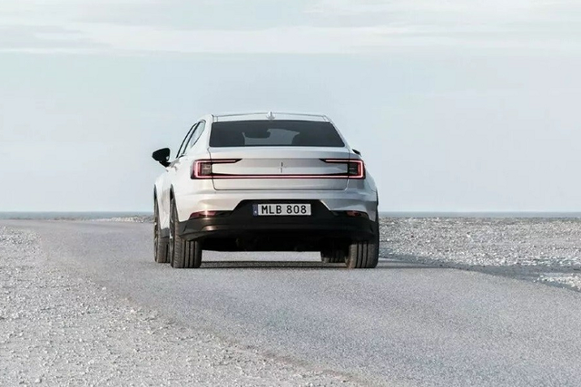 Cận cảnh Polestar 2 chạy điện của Volvo giá từ khoảng 1,281 tỷ đồng - Hình 4 Can canh Polestar 2 chay dien cua Volvo gia tu khoang 1,281 ty dong-Hinh-4