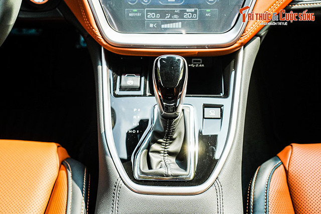 Cận cảnh Subaru Outback 2023 nâng cấp, giá hơn 2 tỷ tại Việt Nam - Hình 9 Can canh Subaru Outback 2023 nang cap, gia hon 2 ty tai Viet Nam-Hinh-9