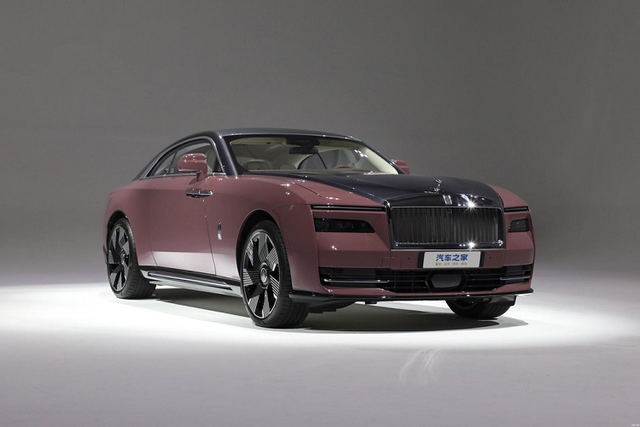 Rolls-Royce Spectre từ 19 tỷ đồng sát Việt Nam, các đại gia "phát thèm" - Hình 4 Rolls-Royce Spectre tu 19 ty dong sat Viet Nam, cac dai gia