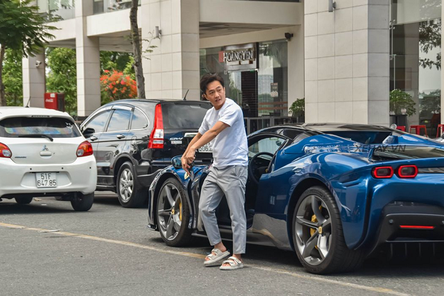Dàn siêu xe hơn 200 trăm tỷ của Cường Đô la và Minh Nhựa - Hình 4 Dan sieu xe hon 200 tram ty cua Cuong Do la va Minh Nhua-Hinh-4