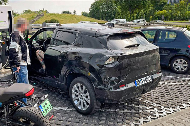 Chi tiết Suzuki eVX dưới 400 triệu đồng - Hình 8 Chi tiet Suzuki eVX duoi 400 trieu dong-Hinh-8