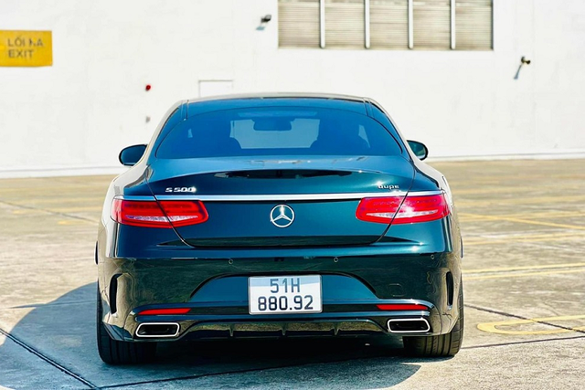 Cận cảnh Mercedes-Benz S400 Coupe 4Matic rao bán giá 4,7 tỷ đồng - Hình 7 Can canh Mercedes-Benz S400 Coupe 4Matic rao ban gia 4,7 ty dong-Hinh-7
