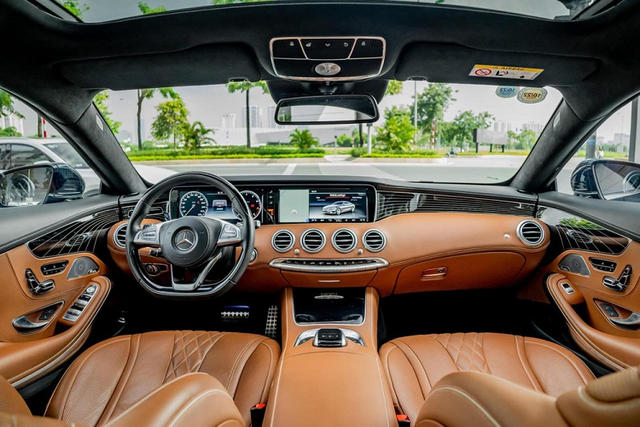 Cận cảnh Mercedes-Benz S400 Coupe 4Matic rao bán giá 4,7 tỷ đồng - Hình 2 Can canh Mercedes-Benz S400 Coupe 4Matic rao ban gia 4,7 ty dong-Hinh-2