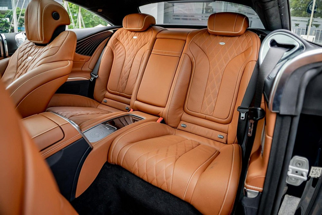 Cận cảnh Mercedes-Benz S400 Coupe 4Matic rao bán giá 4,7 tỷ đồng - Hình 5 Can canh Mercedes-Benz S400 Coupe 4Matic rao ban gia 4,7 ty dong-Hinh-5
