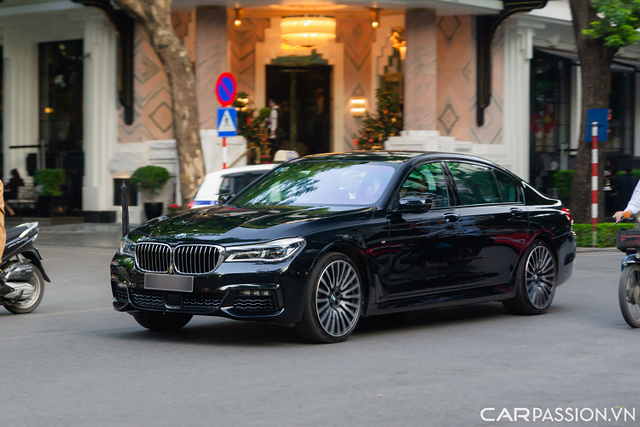 Chi tiết BMW 750Li G12 xDrive M-Sport độc nhất Việt Nam - Hình 10 Chi tiet BMW 750Li G12 xDrive M-Sport doc nhat Viet Nam-Hinh-10