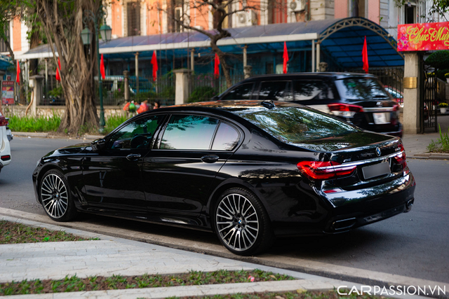 Chi tiết BMW 750Li G12 xDrive M-Sport độc nhất Việt Nam - Hình 9 Chi tiet BMW 750Li G12 xDrive M-Sport doc nhat Viet Nam-Hinh-9