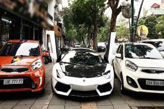 Dan xe tram ty cua “dai gia” Tung Vang tai Ha Noi co gi hot?-Hinh-4