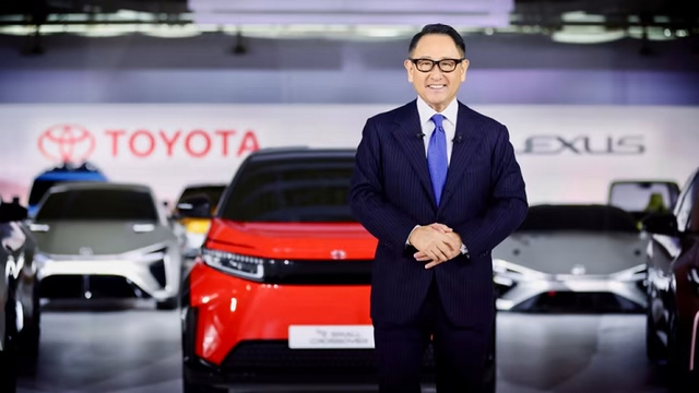Vì sao Chủ tịch Toyota chuyển giao quyền lực cho người đứng đầu Lexus? Vi sao Chu tich Toyota chuyen giao quyen luc cho nguoi dung dau Lexus?